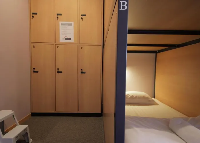 R Star Hostel Kyoto